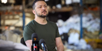 «Есть Зеленский, есть глобус Украины, на котором он восседает, а весь остальной мир крутится вокруг него» - Столица С