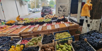 В Ростове выявили нелегальную торговлю продуктами возле жилых домов на Гагринской и Таганрогской - Городской репортёр