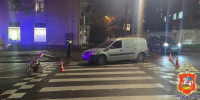 Автомобиль сбил девушку с годовалым ребенком на переходе в Мытищах - M24.Ru