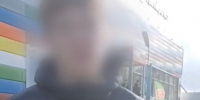 Усть-илимцев заставили извиняться за мат в адрес полицейских в сети Скриншот из видео ГУ МВД России по Иркутской области - IrkutskMedia.Ru