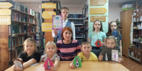 «Папа и я — лучшие друзья»: мастер-класс ко Дню отца в Чернаковской библиотеке - Центр культуры и досуга