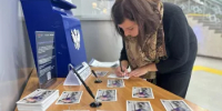 Пассажиры аэропорта «Уфа» могут отправить поздравление с Днём отца открыткой - Администрация г. Салават