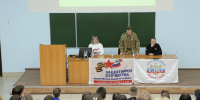 «Учиться постоянно — это спасает жизнь»: в вузе прошёл открытый диалог с ветеранами СВО - Газета Кузбасс