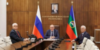 Глава КЧР Рашид Темрезов принял участие в юбилейном форуме-съезде «Деловой России» - Газета День республики