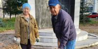 В Лениногорске продолжается акция «Цветы памяти» - Лениногорские вести