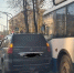 В Кирове Лексус вступил в схватку с троллейбусом - Город Киров