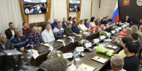 Валентин Коновалов наградил лучших дорожников и транспортников Хакасии - Республиканская телевизионная сеть