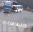 В Екатеринбурге пассажирский автобус врезался в грузовиквидео - КП Екатеринбург