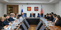 Депутаты обсудили с Минфином подходы к формированию проекта краевого бюджета на следующий год - Законодательное Собрание