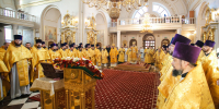 В день  памяти праведного воина Феодора Ушакова митрополит Зиновий совершил Божественную Литургию в Кафедральном соборе Саранска - Саранская епархия
