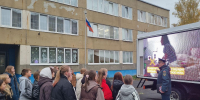 В Орле сотрудники МЧС России использовали возможности мобильного комплекса для профилактической работы - МЧС