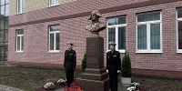 В Ярославле состоялись открытия бюста и мурала адмирала Фёдора Ушакова, приуроченные к Дню его памяти, отмечаемому 15 октября - ЯГУ им. П.Г. Демидова