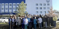 Коллектив поликлиники №2 больницы Пирогова принял участие в городском субботнике - ГКБ им. Н.И. Пирогова