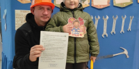 «С полным баком любви»: в детском саду № 8 «Тополёк» папы прошли предпраздничный «техосмотр». - Администрация г. Клинцы