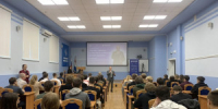 В Самаре состоялась серия встреч молодежи с лектором Российского общества «Знание», первым вице-президентом Ассоциации «Группы «Вымпел», полковником запаса, кавалером ордена Мужества Владимиром Силантьевым. - НИА Самара