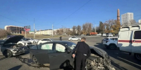 В Уфе после аварии у Монумента Дружбы госпитализировали шестерых детей - Комсомольская правда