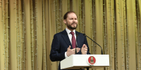 Виталий Королев поздравил сотрудников дорожной отрасли региона с профессиональным праздником - Лесной вестник