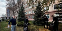 Студенты группы С-НТС-201 облагораживают территорию института. - Вавиловский университет