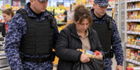 В Кирово-Чепецке задержали женщину с неоплаченными продуктами - Newsler.Ru