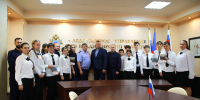 В следственном управлении состоялась встреча сотрудников и кадет профильного класса СК с командиром поискового отряда «Небо Родины» Евгением Агафоновым - Следственный комитет