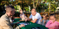 В преддверии Дня отца в детском саду «Солнышко» прошла «Зарядка с папой» - Anapa-News.Com