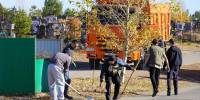 В Оренбурге на уборку кладбища «Степной» вышли 300 человек - Газета Оренбуржье