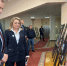 Губернатор Александр Дрозденко осмотрел обновленную фотовыставку "Отец Героя" - 47Channel.Ru