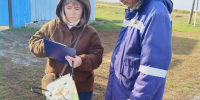 Выезд мобильной социальной службы в с. Стрельцы, Петуховского муниципального округа. - Центр соцобслуживания населения
