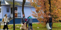 В Смоленске ведётся комплексная уборка территорий - ГТРК