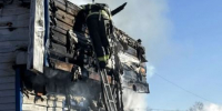 В Свободном горел дом площадью более 230 «квадратов», а в Благовещенске — крыши двух гаражей (ФОТО) - Asn24.Ru