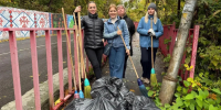 Более 120 сотрудников брянских администраций вышли на уборку города - Газета Брянские новости