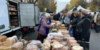 На проспекте Гая в Ульяновске проходит сельхозярмарка - Комсомольская правда