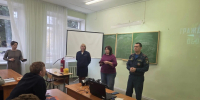 Открытый урок по гражданской обороне и пожарной безопасности проведенсо студентами университета Орехово-Зуева - ГУ МЧС МО