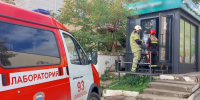 Специалисты МЧС устанавливают причину возгорания в торговом ларьке Судака - КрымИнформ