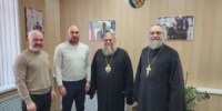 В храме в честь Святой Троицы города Железногорск-Илимский владыка Константин совершил молебен о воинах, находящихся на передовой - Братск-Православный