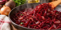 Тушу свёклу — вкуснее не ел, проще не видел: метод трёх «Не». Всю зиму выручает, и винегрета не хочется - Pg11.Ru