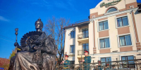 В Костроме открыли памятник Екатерине II - Интернет-телевидение Логос