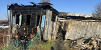 Мальчик погиб при пожаре в доме на Урале, спасая свою бабушку и собаку - M24.Ru
