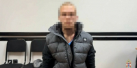 Задержанный мужчина, который хватал девушек за интимные места / Фото: скриншот видео - ИА Амител