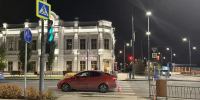 Ночной кошмар на Ленина: в Тюмени Kia наехал на подростков на пешеходном переходефото - Комсомольская правда