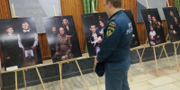 Сотрудники Сергиево-Посадского пожарно-спасательного гарнизона приняли участие в патриотической фотовыставке - ГУ МЧС МО
