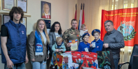На западе Москвы поздравили многодетных отцов и провели семейные мероприятия ко Дню отца - Единая Россия