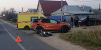 Двое подростков на питбайке пострадали в ДТП с кроссовером в Нижнем Новгороде - фото 1 - vGorodeN.Ru