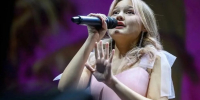 Выпускница сахалинской школы примет участие в "Фабрике звезд" - News.Astv.Ru