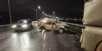 Водитель из Барнаула погиб в ДТП с грузовиком и автобусом по пути в Новосибирск. Фото - Сетевое издание Толк
