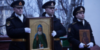 В храм Полярного переданы новые иконы - SeverPost.ru