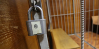 В Перми задержали курьера мошенников в обмане двух пенсионерок на 13 млн рублей - Комсомольская Правда