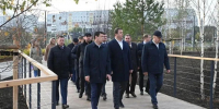 Виталий Хоценко посетил стройплощадку школы в жилом комплексе «Кварталы Драверта» - Газета Ваша звезда