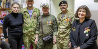Альманахи «Россия — страна Героев» передали в школы и музеи Новосибирска - Gorsite.Ru