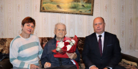 Россошанские единороссы поздравили ветерана труда с 95-летием - Единая Россия